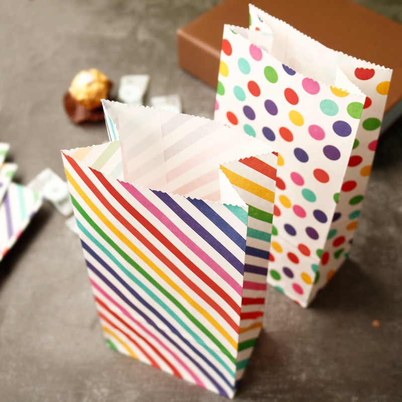 Small Paper Bags Rainbow Print - огляд і ціна Event Party Box