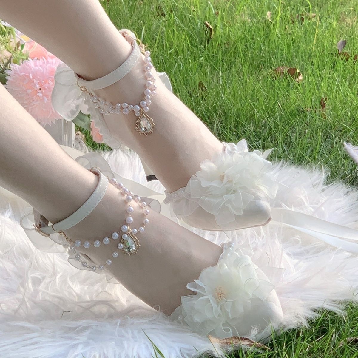Women Heels Elegant Woman Heel - огляд і ціна Event Suppliers