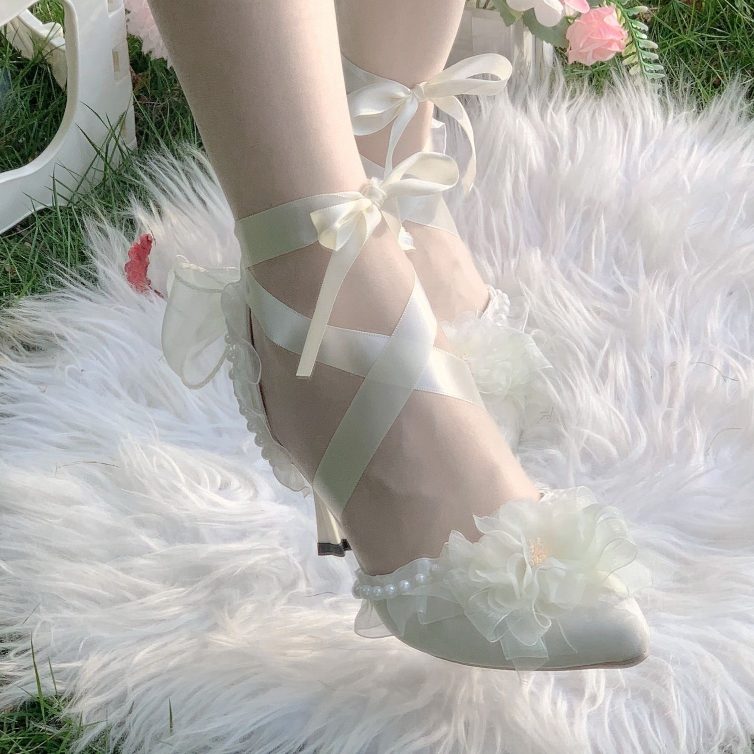 Women Heels Elegant Woman Heel - огляд і ціна Event Suppliers